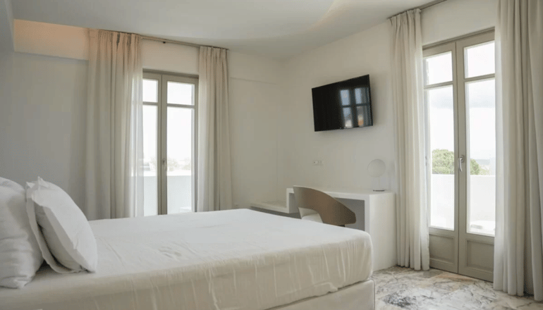 4* Tzanis Resort - Μώλος, Σκύρος