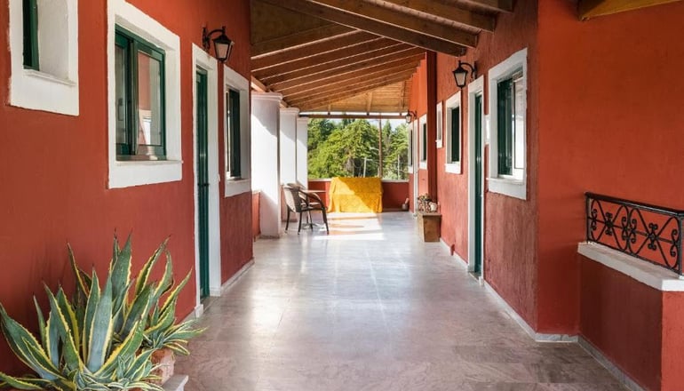 Vasilikos Garden Maisonettes & Suites