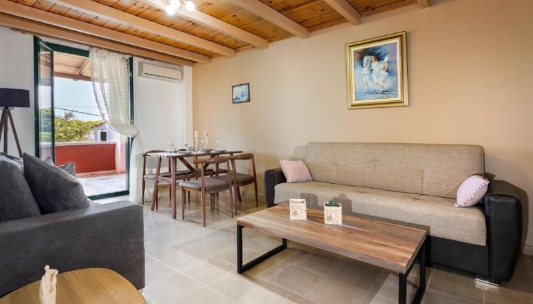 Vasilikos Garden Maisonettes & Suites