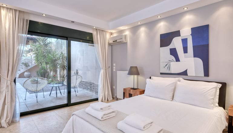 Villa Solaris by Bill & John Apartments Athens