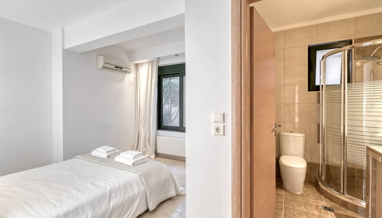 Villa Solaris by Bill & John Apartments Athens