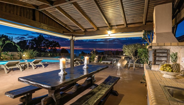 Villa Solaris by Bill & John Apartments Athens