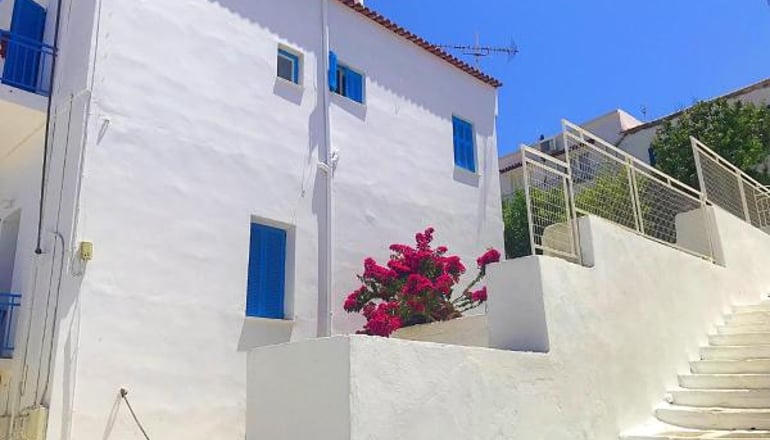 Villa Bagia
