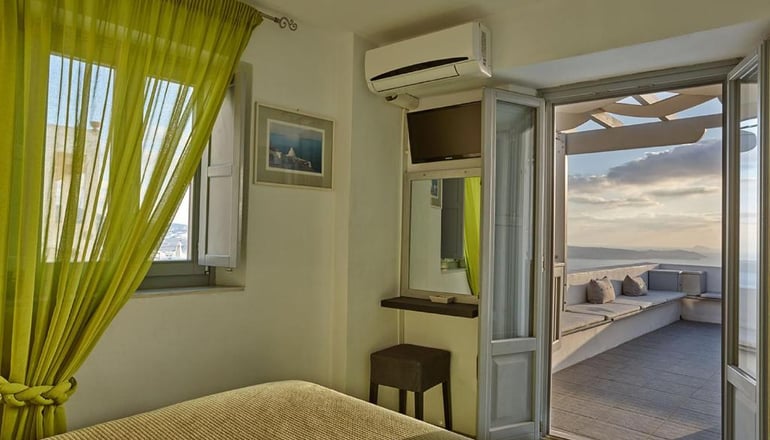 Villa Dakoronia Santorini