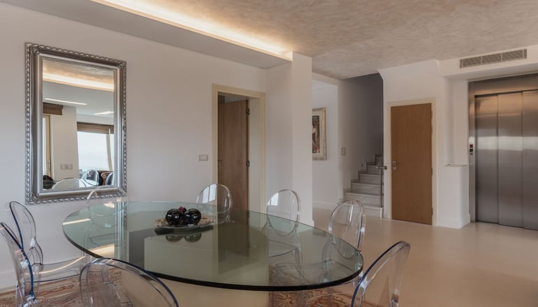 Villa Nelmar by Bill & John Villas