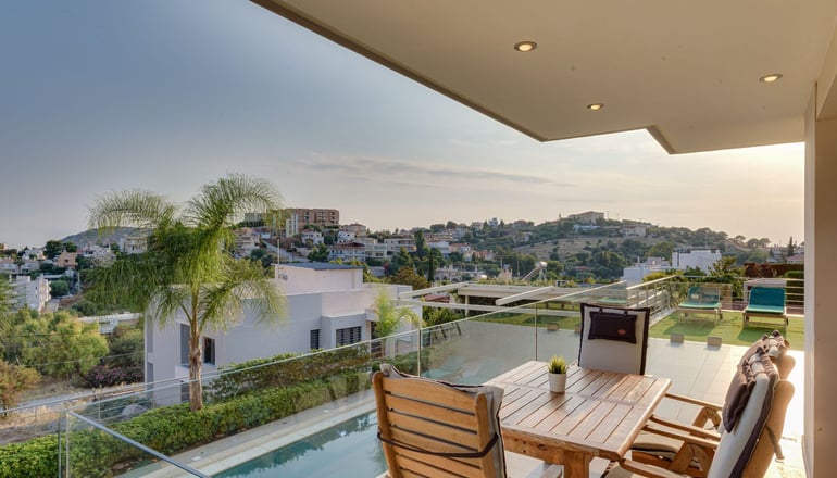 Villa Nelmar by Bill & John Villas