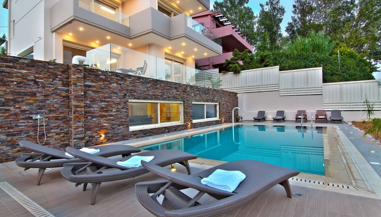 Villa Nelmar by Bill & John Villas