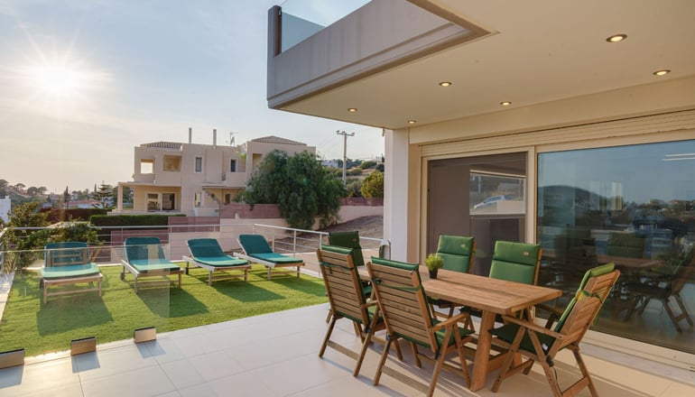 Villa Nelmar by Bill & John Villas