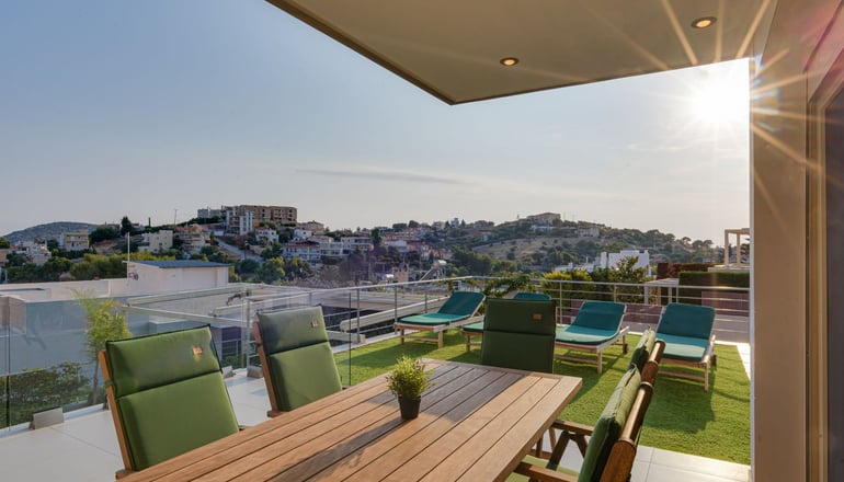 Villa Nelmar by Bill & John Villas