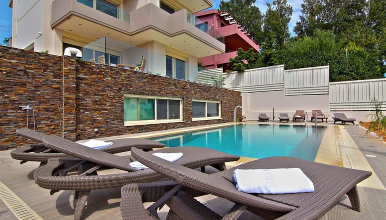 Villa Nelmar by Bill & John Villas