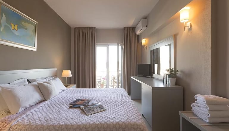 Nimfi Hotel - Σκιάθος
