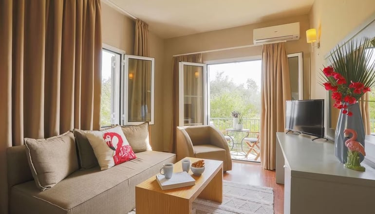 Nimfi Hotel - Σκιάθος