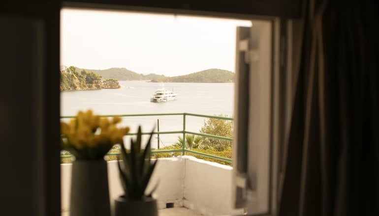 Nimfi Hotel - Σκιάθος