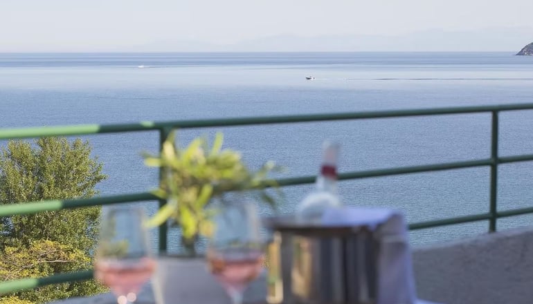 Nimfi Hotel - Σκιάθος