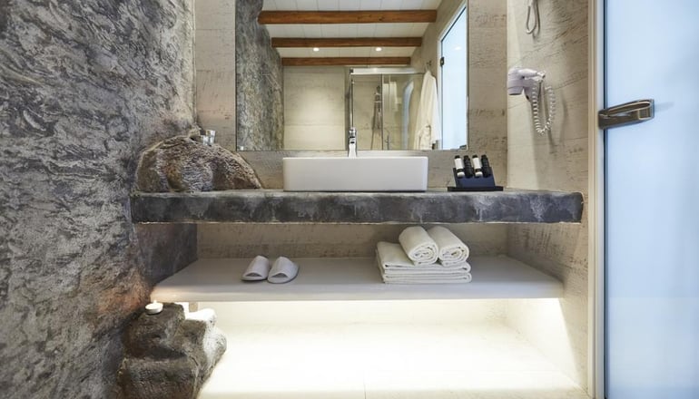 Vrahos Boutique Hotel - Καραβοστάσι, Φολέγανδρος