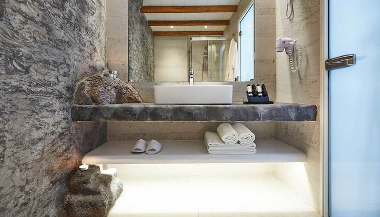 Vrahos Boutique Hotel