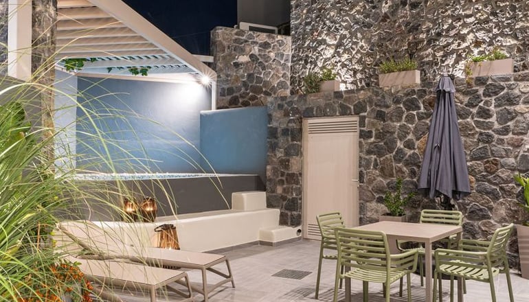 Wine & Yard Caves - Πύργος, Σαντορίνη