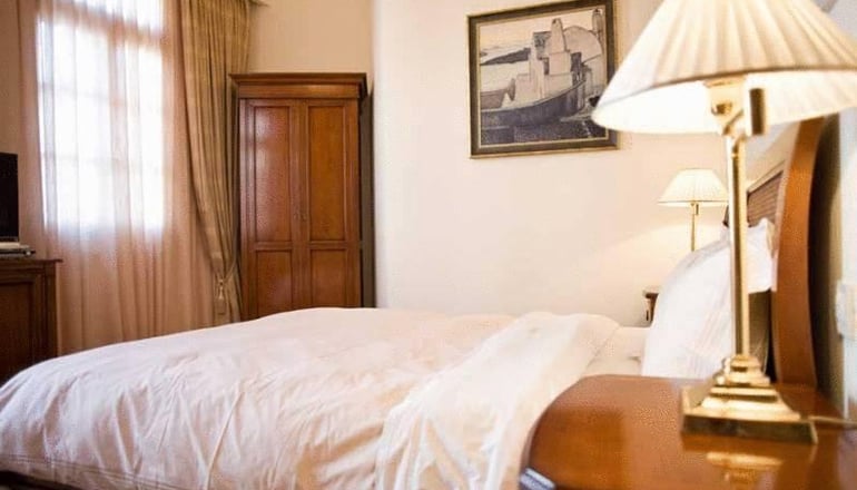 Xenon Inn Hotel