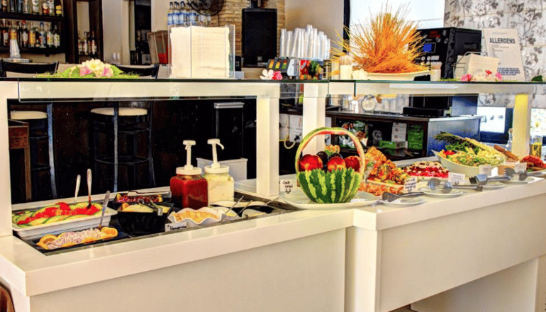 Zante Plaza Hotel & Apartments