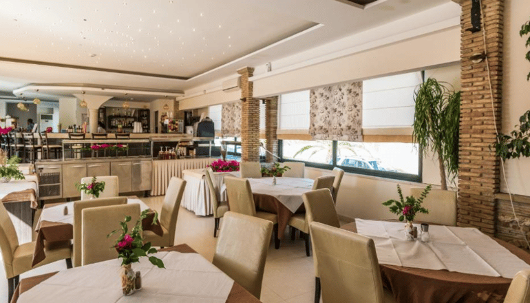 Zante Plaza Hotel & Apartments