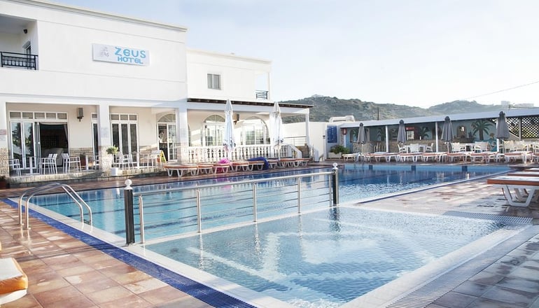 Zeus Hotel