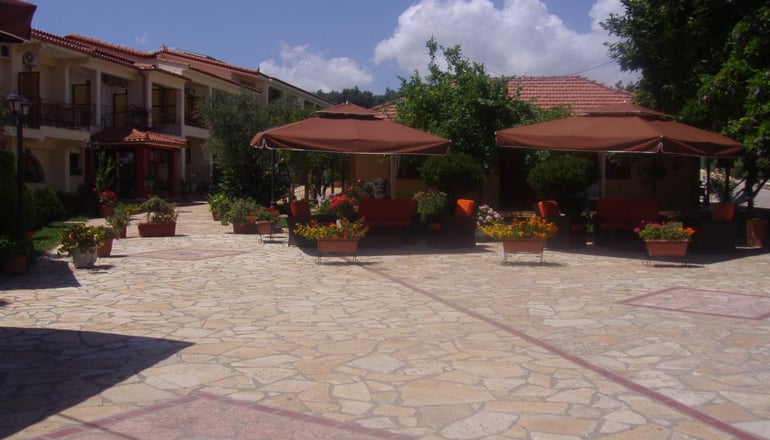 Zorbas Hotel
