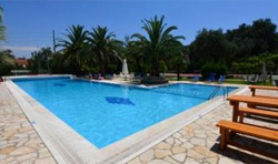 3* Paloma Blanca