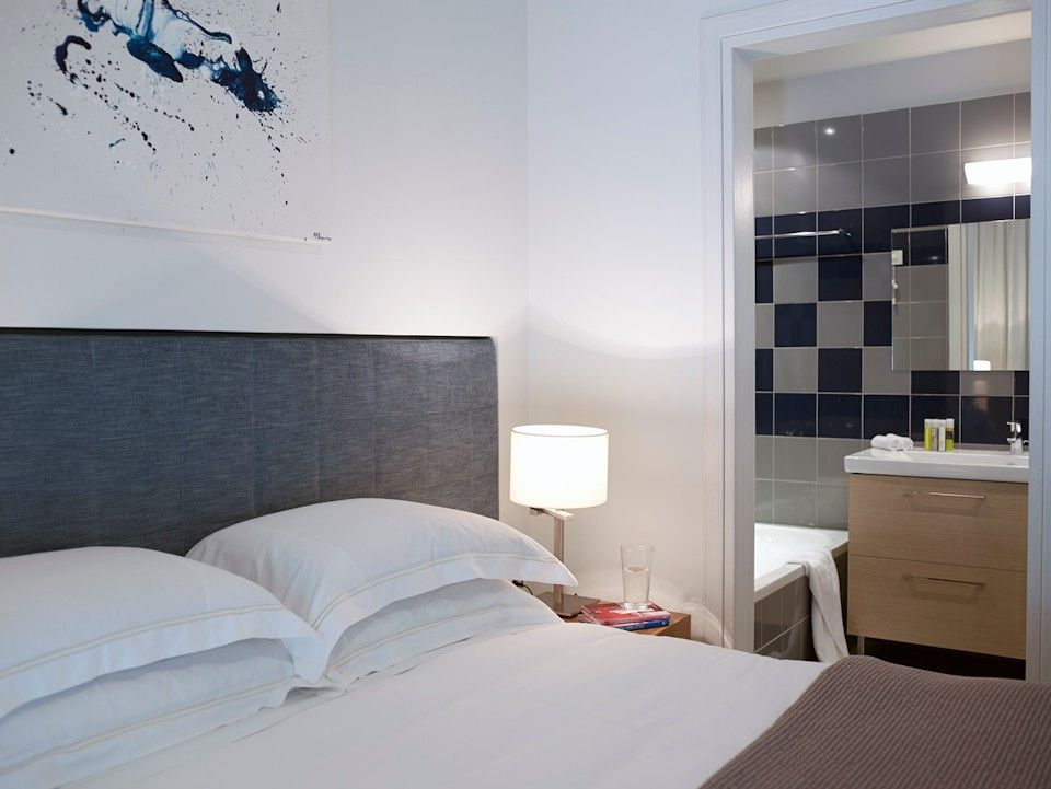 Scale Suites - Άλιμος, Αθήνα ✦ 3 Ημέρες (2 Διανυκτερεύσεις) ✦ 2 άτομα + 1 παιδί έως 16 ετών ✦ Χωρίς Πρωινό ✦ έως 31/08/2022 ✦ Κοντά στην Αθηναϊκή Ριβιέρα!