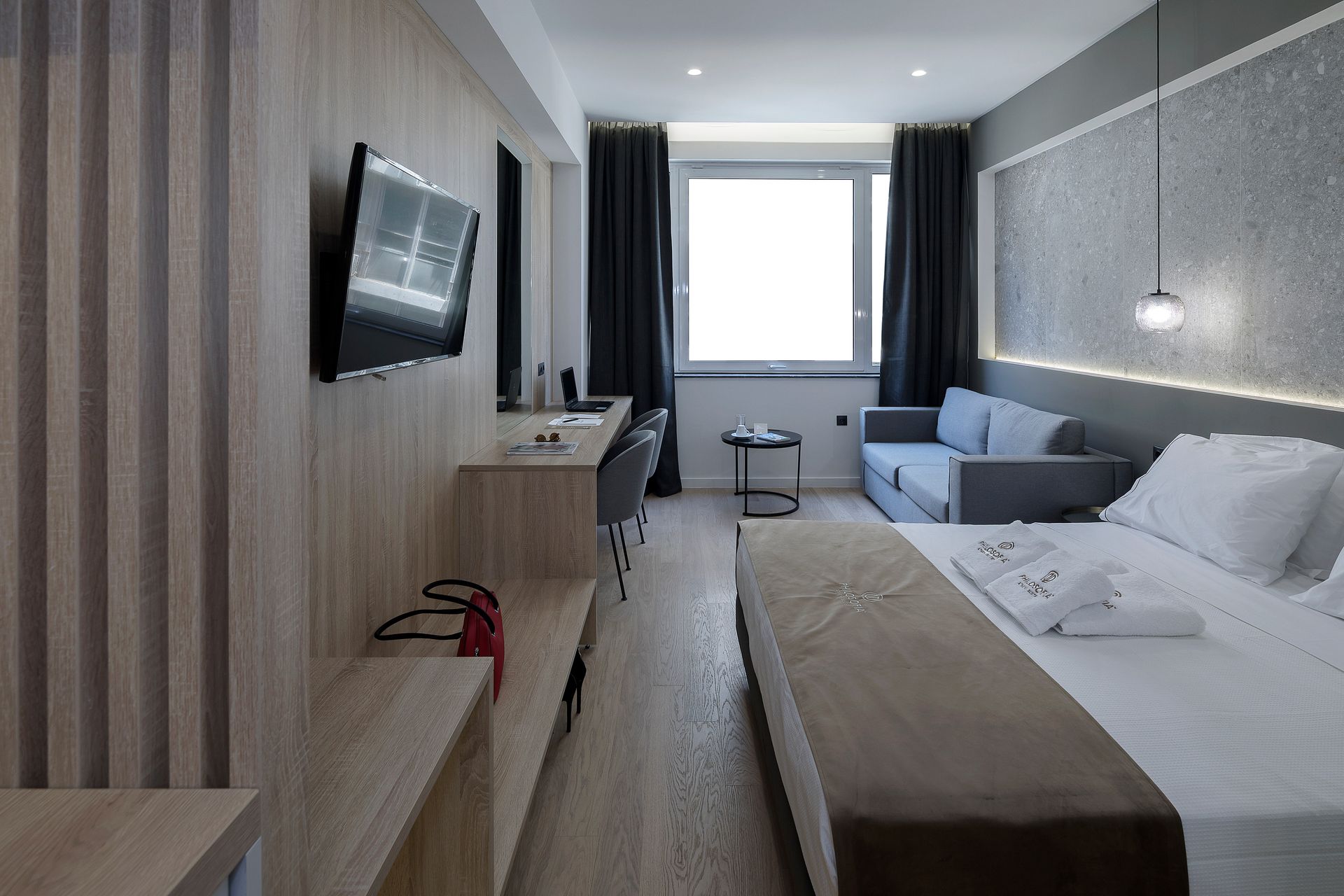 Philosofia Athens Suites - Αθήνα ✦ 2 Ημέρες (1 Διανυκτέρευση) ✦ 2 άτομα ✦ 1 ✦ έως 30/09/2022 ✦ Στο κέντρο της πόλης!