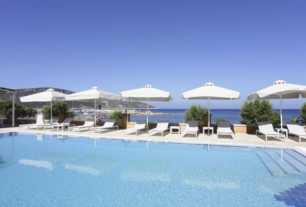Artina Nuovo - Μαραθόπολη, Μεσσηνία ✦ 4 Ημέρες (3 Διανυκτερεύσεις) ✦ 2 άτομα + 1 παιδί έως 6 ετών ✦ Πρωινό ✦ 01/09/2021 έως 30/09/2021 ✦ Υπέροχη Τοποθεσία!