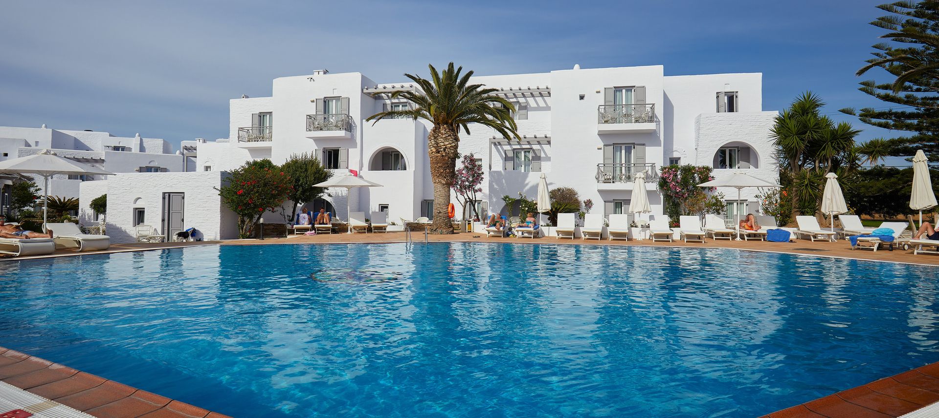 Galaxy Hotel - Άγιος Γεώργιος, Νάξος ✦ 3 Ημέρες (2 Διανυκτερεύσεις) ✦ 2 άτομα ✦ 2 ✦ 08/05/2023 έως 07/10/2023 ✦ Κοντά στην Παραλία!