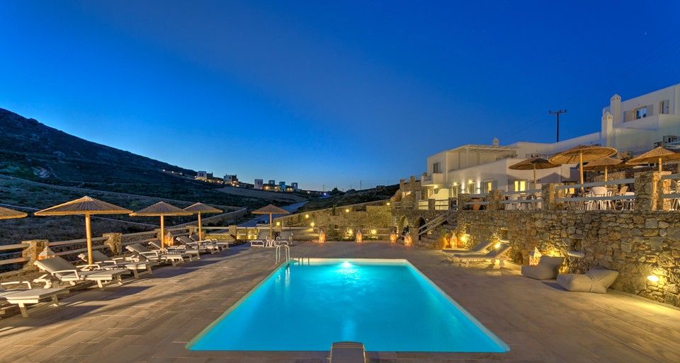 Senses Luxury Villas & Suites - Μύκονος ✦ 2 Ημέρες (1 Διανυκτέρευση) ✦ 2 άτομα ✦ 1 ✦ έως 31/10/2022 ✦ Κοντά σε Παραλία!