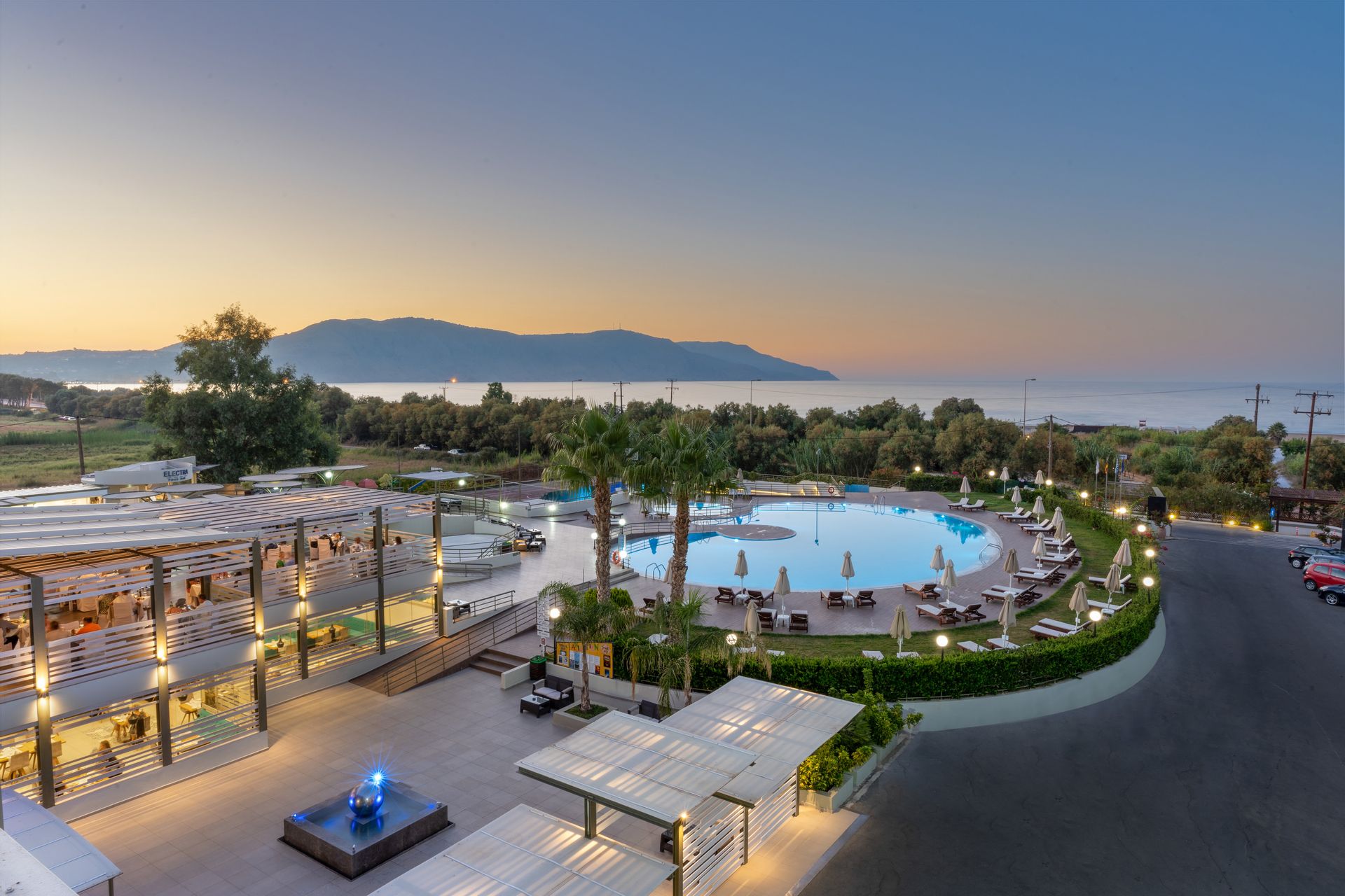 5* Georgioupolis Resort & Aqua Park - Χανιά, Κρήτη ✦ 2 Ημέρες (1 Διανυκτέρευση) ✦ 2 άτομα + 1 παιδί έως 15 ετών ✦ 8 ✦ 01/05/2022 έως 30/09/2022 ✦ Δίπλα στη θάλασσα!