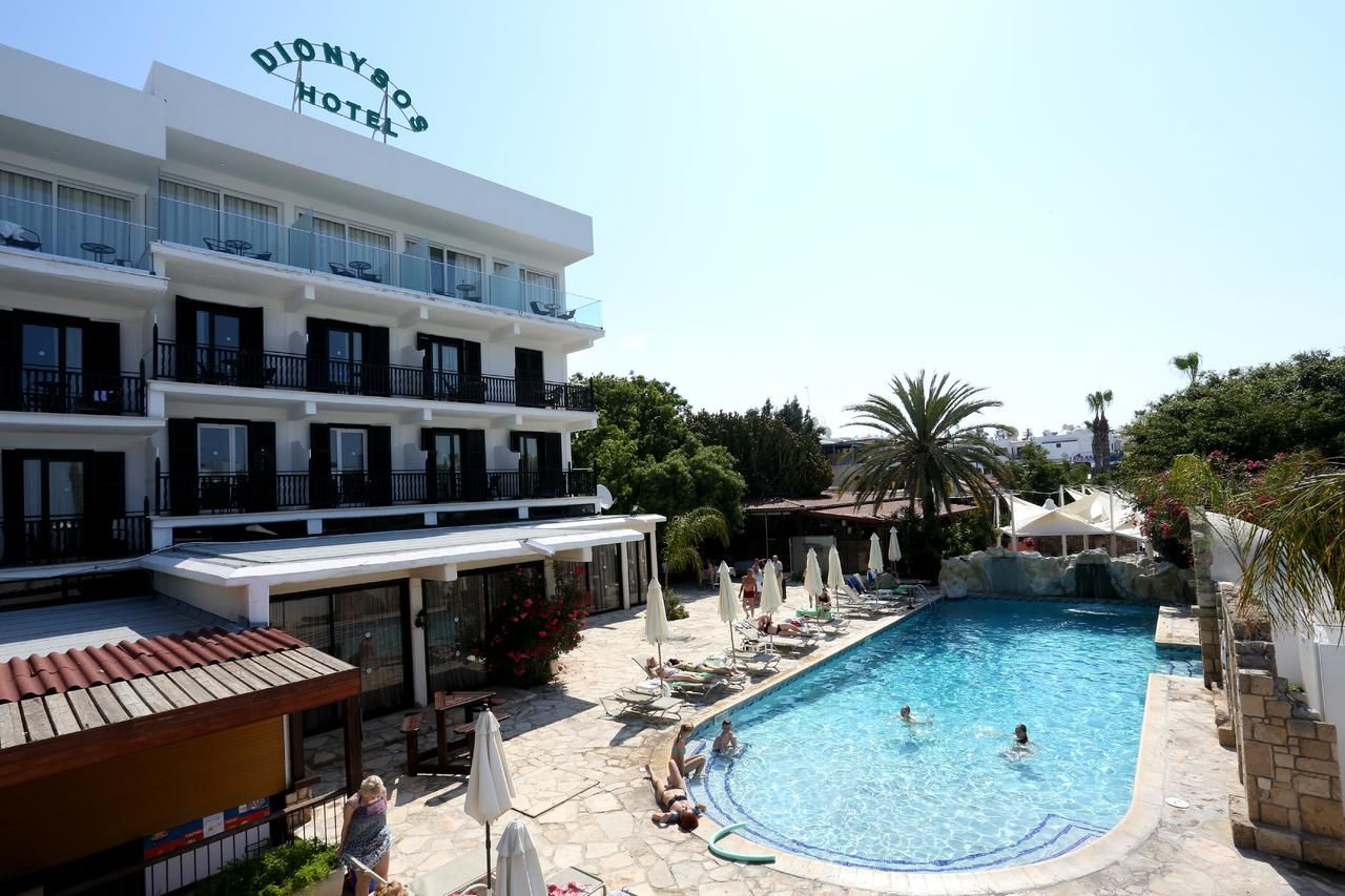 Dionysos Central Hotel - Πάφος, Κύπρος ✦ 2 Ημέρες (1 Διανυκτέρευση) ✦ 2 άτομα ✦ Πρωινό ✦ 12/02/2022 έως 30/09/2022 ✦ Υπέροχη τοποθεσία!