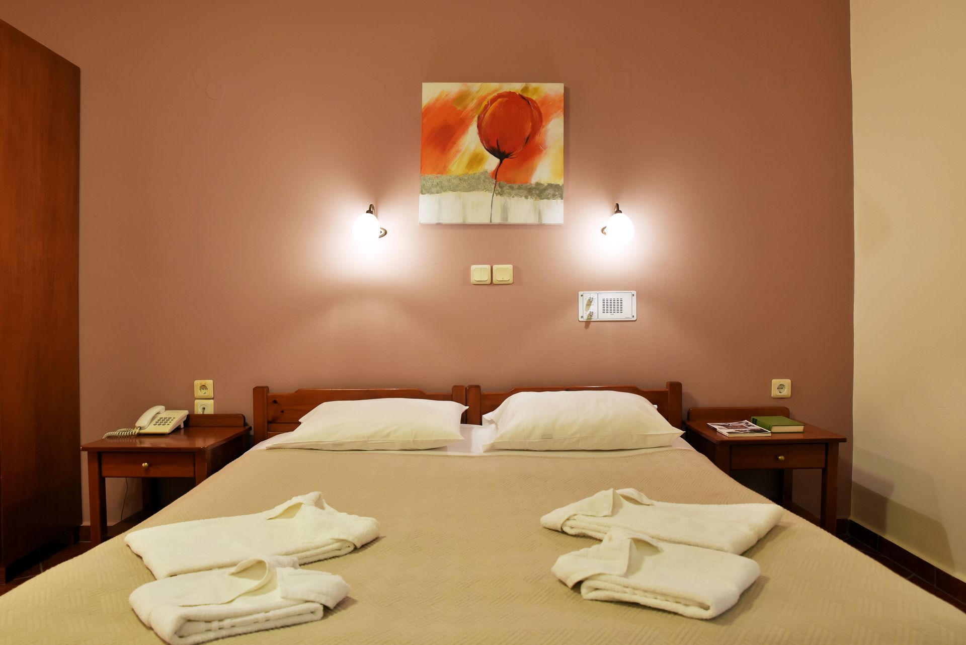 Iolkos Hotel Apartments - Κάτω Δαράτσο, Χανιά ✦ 2 Ημέρες (1 Διανυκτέρευση) ✦ 2 άτομα ✦ 1 ✦ 01/04/2022 έως 30/09/2022 ✦ Δίπλα στην παραλία!