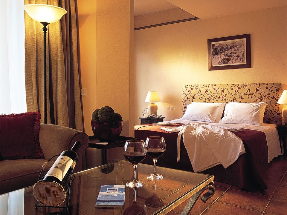 4* Grecotel Grand Hotel Egnatia – Αλεξανδρούπολη Αλεξανδρούπολη για 2 ημέρες / 1 νύχτα με πρωινό για 2 άτομα + παιδί