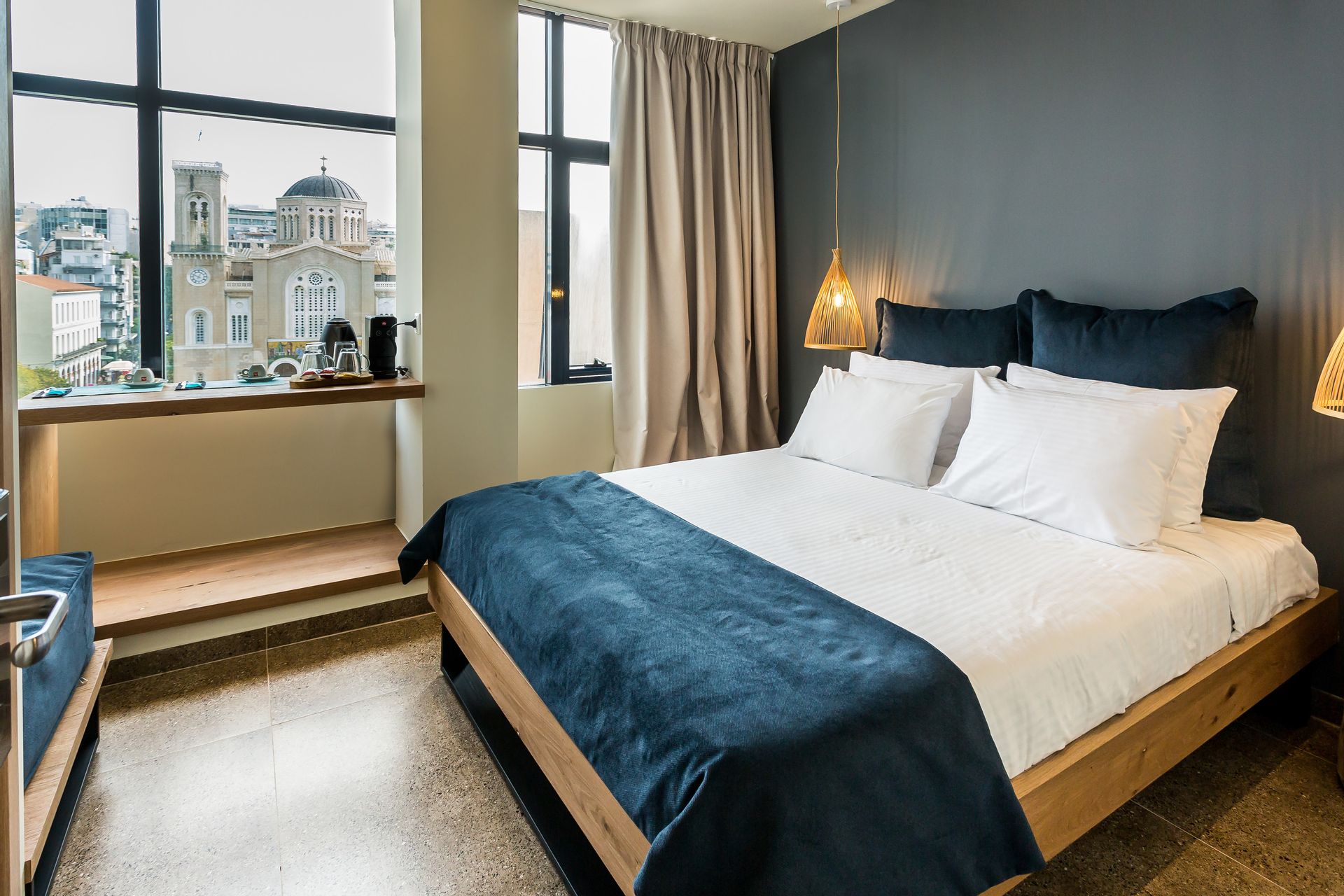 Ciel Living Athens - Αθήνα ✦ 2 Ημέρες (1 Διανυκτέρευση) ✦ 2 άτομα ✦ Χωρίς Πρωινό ✦ έως 30/09/2022 ✦ Στο κέντρο της πόλης!