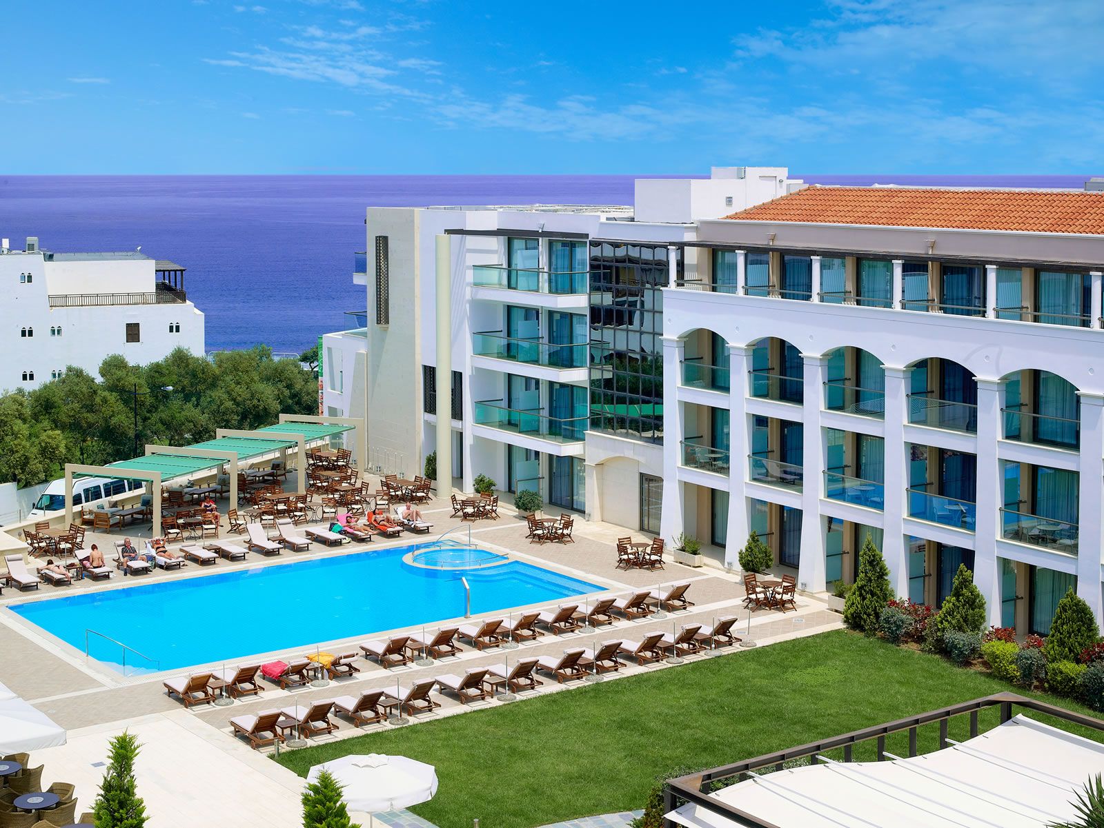 5* Albatros Spa Resort Hotel - Χερσόνησος, Κρήτη ✦ 2 Ημέρες (1 Διανυκτέρευση) ✦ 2 άτομα ✦ 2 ✦ 29/04/2022 έως 17/10/2022 ✦ Μπροστά στη θάλασσα!