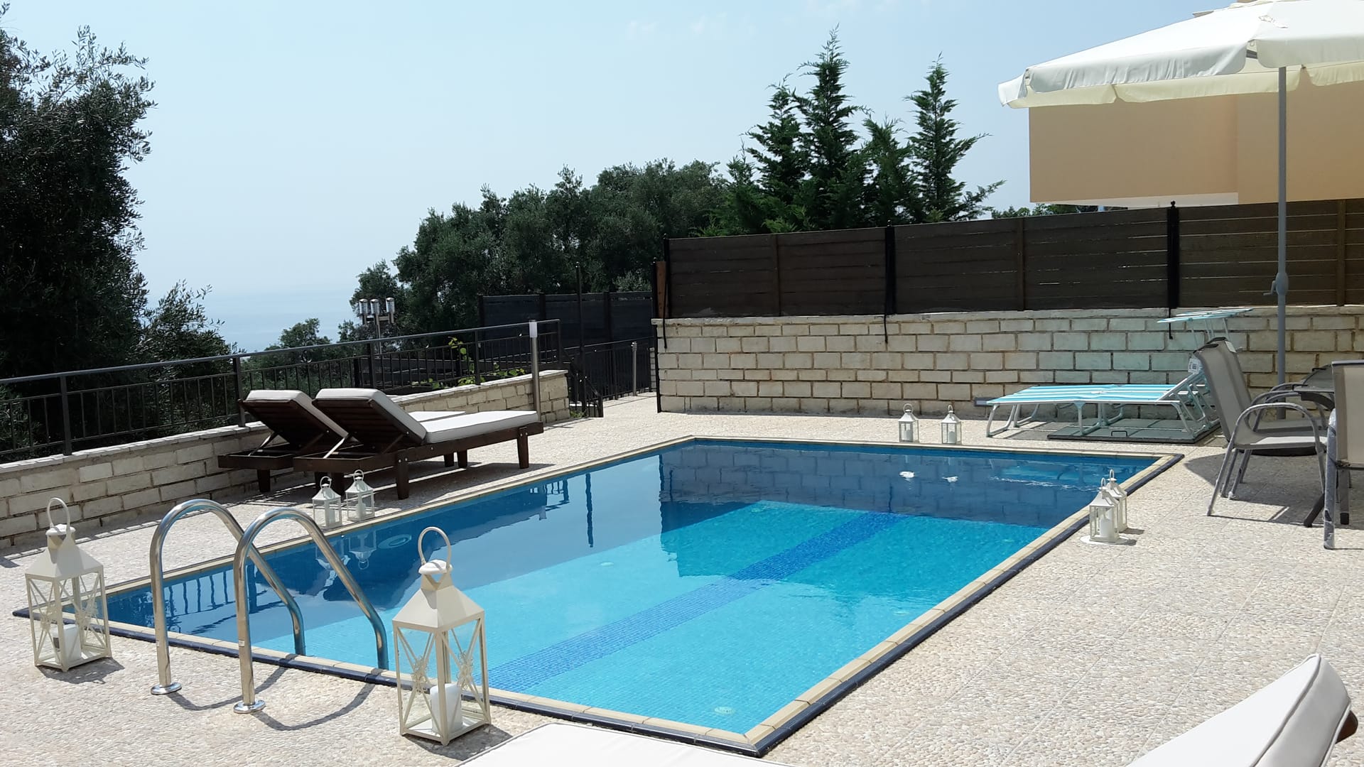 Achillion Luxury Villa – Πέραμα, Κέρκυρα 4Μέρες/3Νύχτες έως 8 Άτομα