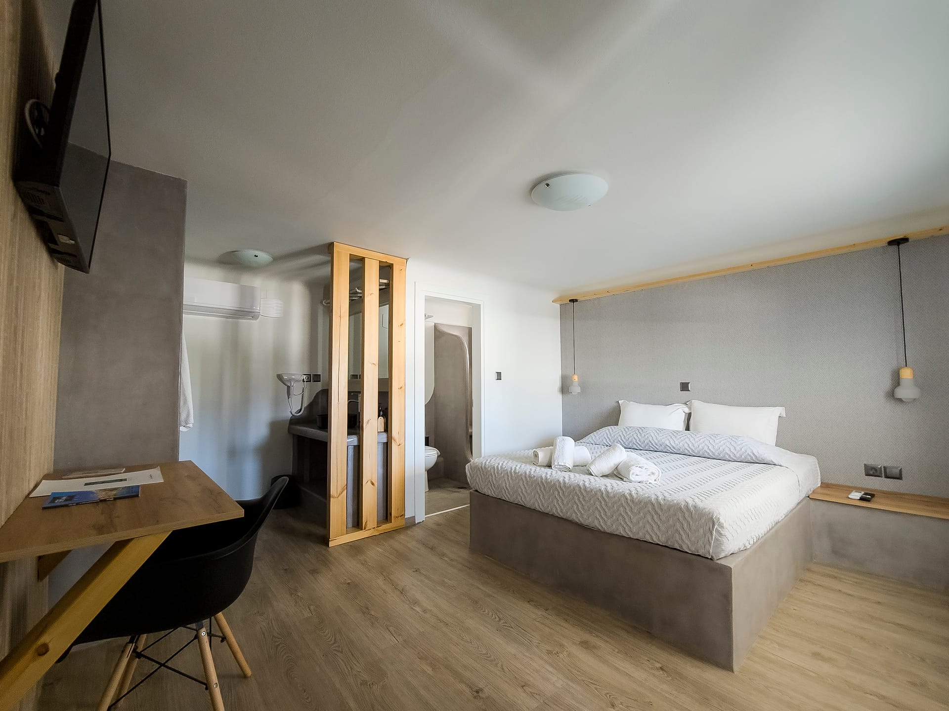 Aegean Paradiso Vacation Club - Αζόλιμνος, Σύρος ✦ 3 Ημέρες (2 Διανυκτερεύσεις) ✦ 2 άτομα ✦ 2 ✦ 10/05/2026 έως 12/10/2026 ✦ Κοντά στην παραλία!