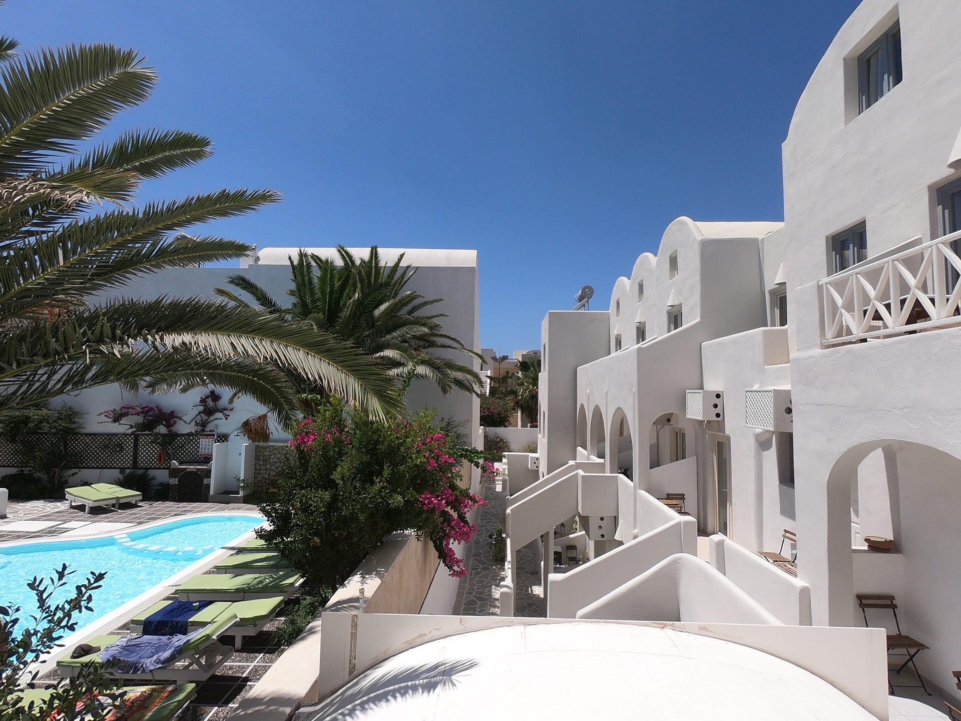 Anny Studios & Rooms Perissa - Περίσσα, Σαντορίνη ✦ 2 Ημέρες (1 Διανυκτέρευση) ✦ 2 άτομα + 1 παιδί έως 1 έτους ✦ 1 ✦ έως 10/10/2026 ✦ Κοντά στην Παραλία!