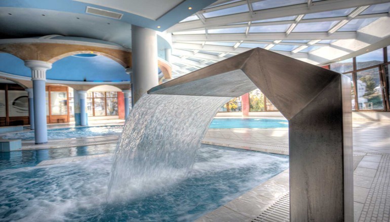 5* Mitsis Galini Wellness Spa &amp; Resort - Καμένα Βούρλα ✦ -20% ✦ 3 Ημέρες (2 Διανυκτερεύσεις) ✦ 2 άτομα + 2 παιδιά 1 έως 12 και 1 έως 2 ετών ✦ 10 ✦ Πάσχα (13/04/2023 έως 18/04/2023) ✦ &lt;strong&gt;Εορταστικό πασχαλινό γεύμα συνοδεία μουσικής!&lt;/strong&gt;