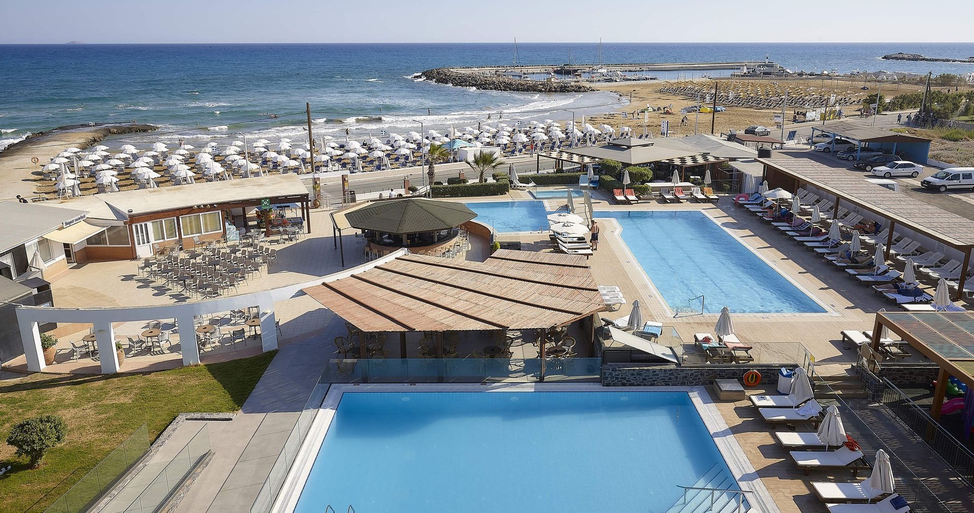 4* Astir Beach Hotel - Ηράκλειο, Κρήτη ✦ 2 Ημέρες (1 Διανυκτέρευση) ✦ 2 άτομα ✦ 8 ✦ έως 30/09/2022 ✦ Μπροστά στην παραλία!
