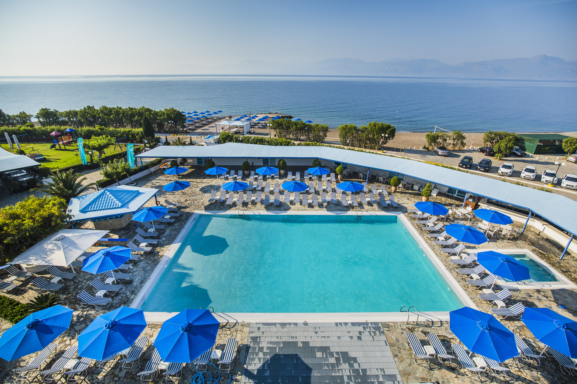 4* Delphi Beach Hotel - Ερατεινή Φωκίδας ✦ -30% ✦ 3 Ημέρες (2 Διανυκτερεύσεις) ✦ 2 άτομα + 2 παιδιά 1 έως 12 ετών και 1 έως 2 ετών ✦ 12 ✦ 01/08/2023 έως 20/08/2023 ✦ Παιδότοπος