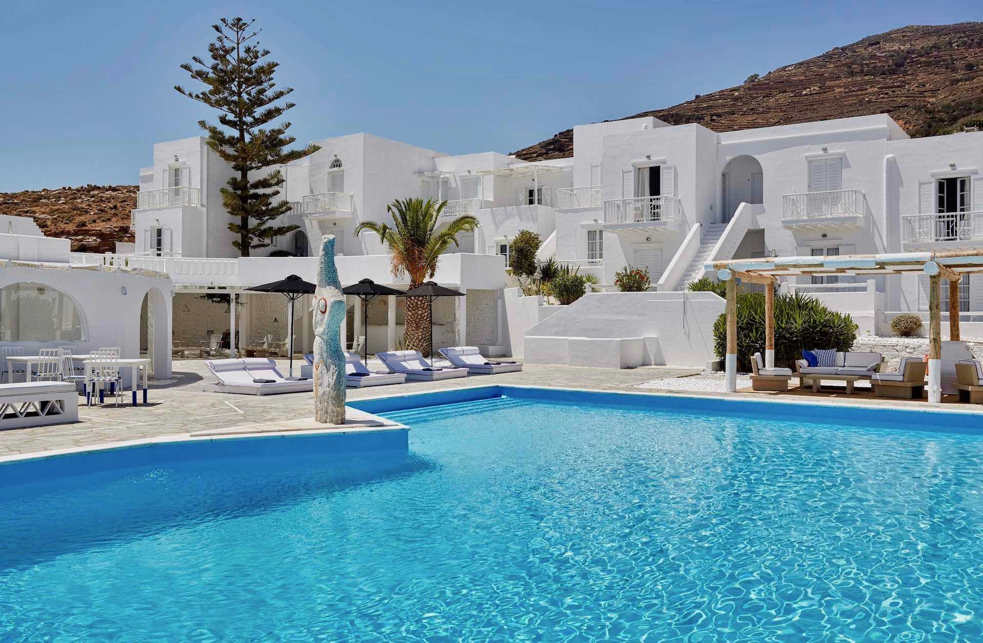 4* Mr. and Mrs. White Tinos Boutique Resort - Τήνος ✦ -32% ✦ 2 Ημέρες (1 Διανυκτέρευση) ✦ 2 άτομα ✦ Ημιδιατροφή ✦ 17/07/2020 έως 27/08/2020 ✦ Υπέροχη Τοποθεσία! 4* Mr. and Mrs. White Tinos Boutique Resort - Τήνος ✦ -32% ✦ 2 Ημέρες (1 Διανυκτέρευση) ✦ 2 άτομα ✦ Ημιδιατροφή ✦ 17/07/2020 έως 27/08/2020 ✦ Υπέροχη Τοποθεσία!