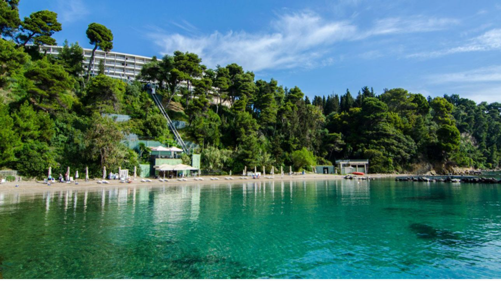 5* Corfu Holiday Palace - Κανόνι, Κέρκυρα ✦ 2 Ημέρες (1 Διανυκτέρευση) ✦ 2 άτομα + 1 παιδί έως 12 ετών ✦ Πρωινό ✦ 01/04/2022 έως 30/09/2022 ✦ Υπέροχη Τοποθεσία!