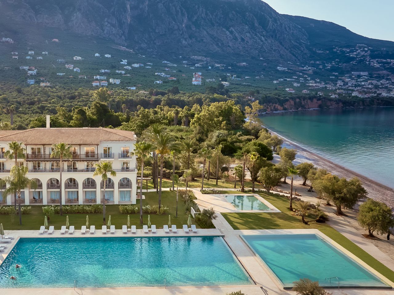 5* Grecotel Filoxenia Hotel - Καλαμάτα ✦ 2 Ημέρες (1 Διανυκτέρευση) ✦ 2 άτομα ✦ 20 ✦ έως 11/10/2026 ✦ Υπέροχη τοποθεσία!