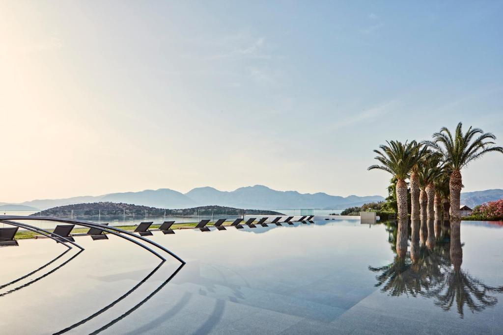 5* Minos Palace hotel & suites - Άγιος Νικόλαος, Κρήτη ✦ 2 Ημέρες (1 Διανυκτέρευση) ✦ 2 άτομα ✦ 2 ✦ έως 30/09/2022 ✦ Μπροστά στην Παραλία!