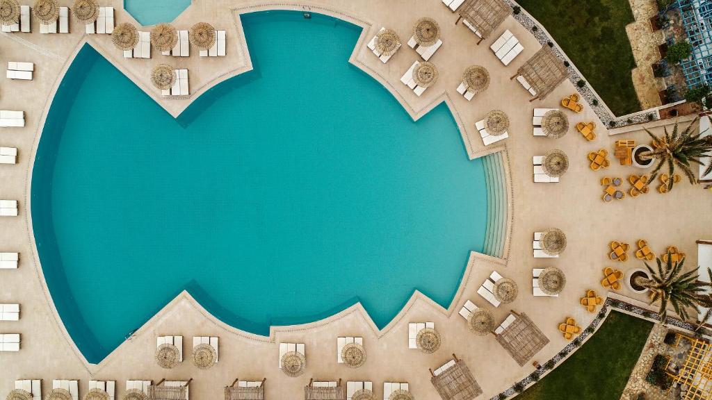 5* Mitsis Rinela Beach Resort & Spa - Ηράκλειο, Κρήτη ✦ 2 Ημέρες (1 Διανυκτέρευση) ✦ 2 άτομα ✦ 12 ✦ έως 12/11/2023 ✦ Ιδιωτική Παραλία!