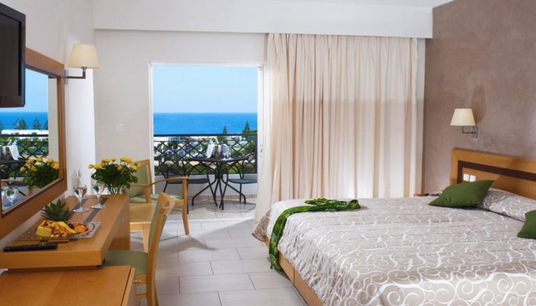 4* Grand Hotel Holiday Resort - ΧεÏÏÏνηÏοÏ, ÎÏήÏη